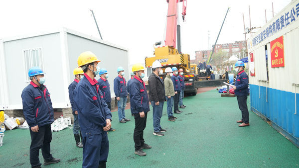 抗擊疫情當(dāng)先鋒  紅色工地踐使命——記市住建局田家炳中學(xué)疫情...